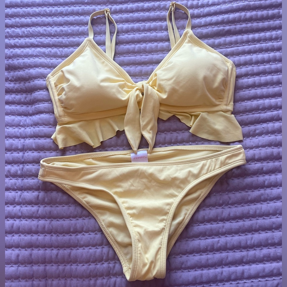 Sunshine yellow bikini